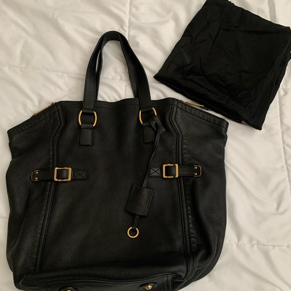 Ysl black leather tote❤️